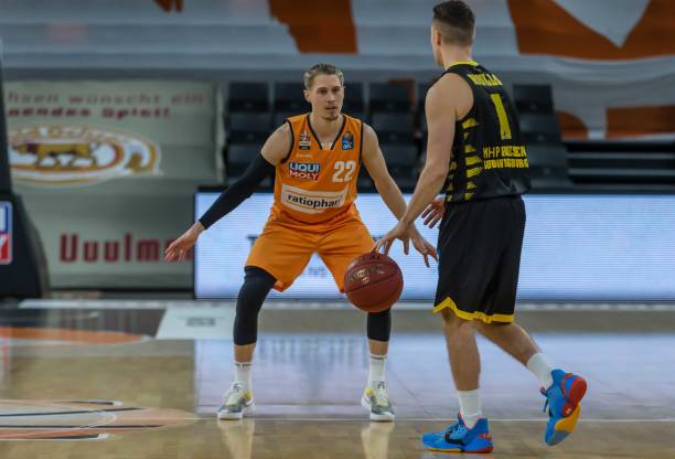 友的长传 友的长传